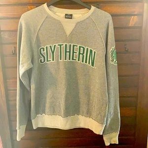 Warner Bros. Harry Potter Slytherin sweatshirt size medium